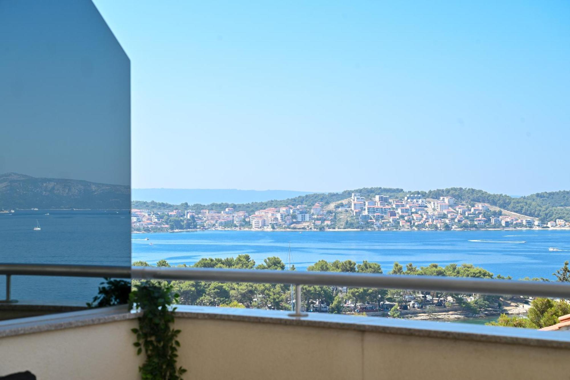 טרוגיר Sunny Place With Sea View מראה חיצוני תמונה