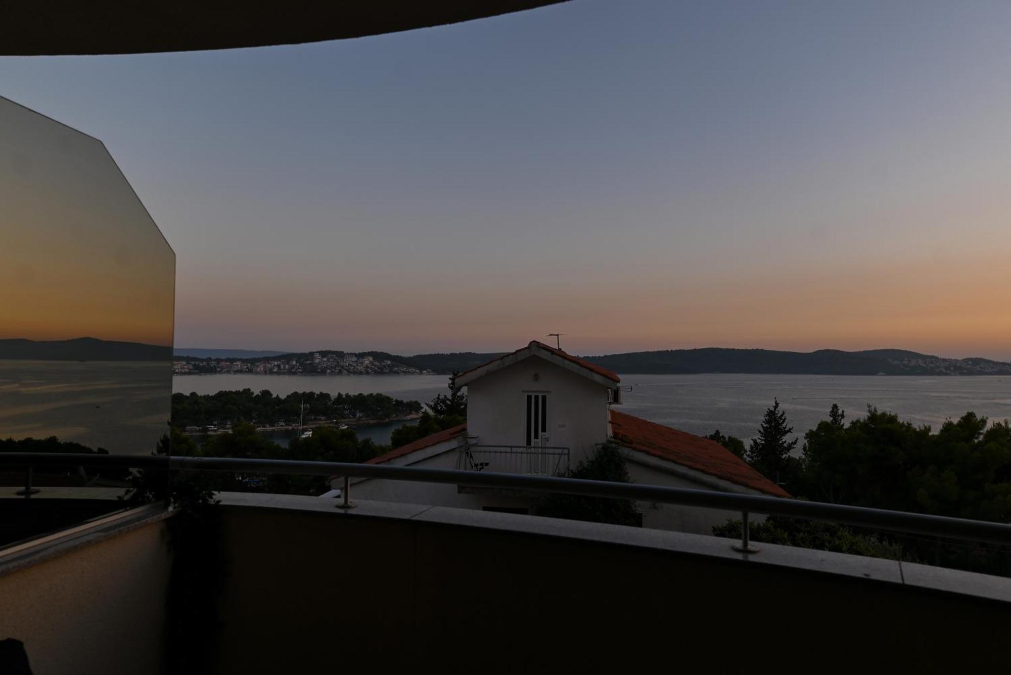 טרוגיר Sunny Place With Sea View מראה חיצוני תמונה