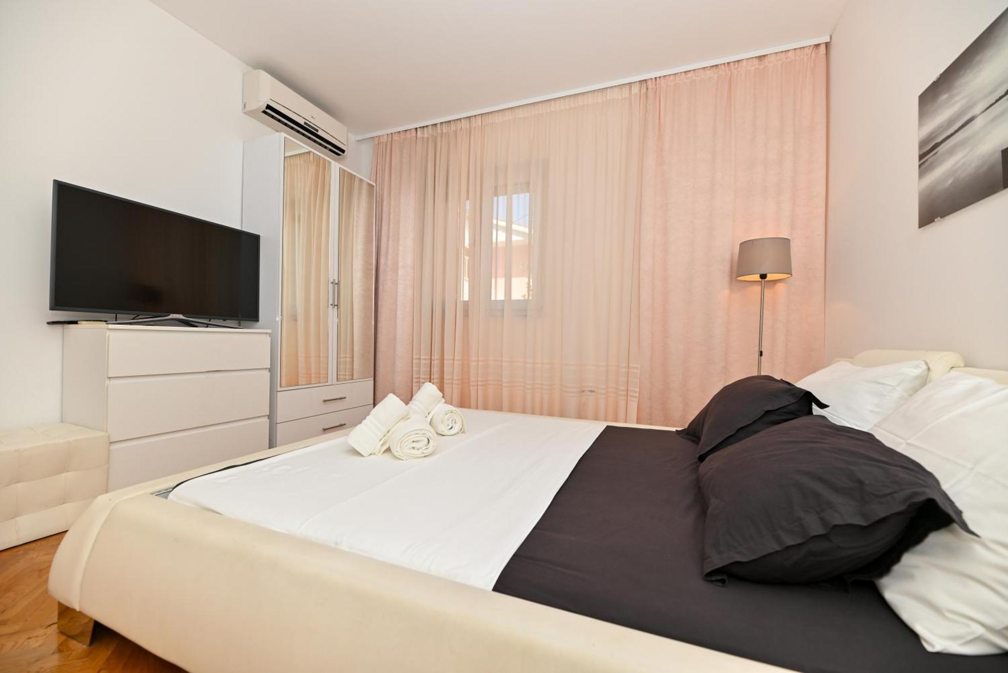 טרוגיר Sunny Place With Sea View מראה חיצוני תמונה