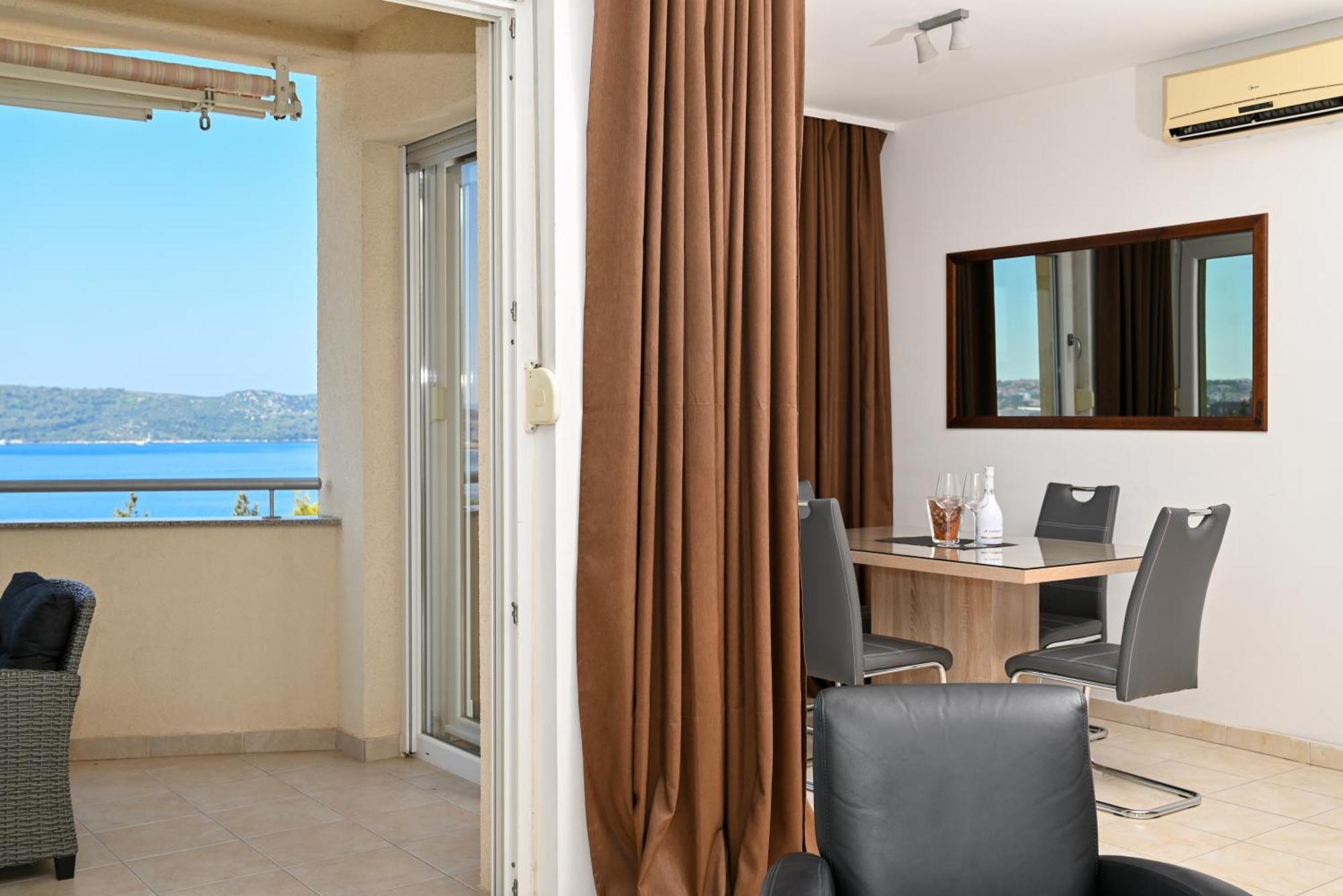 טרוגיר Sunny Place With Sea View מראה חיצוני תמונה